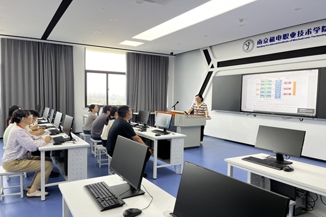 共建“底層基礎(chǔ)+中層模塊+高層方向”課程體系，賦能智慧園區(qū)產(chǎn)業(yè)鏈發(fā)展